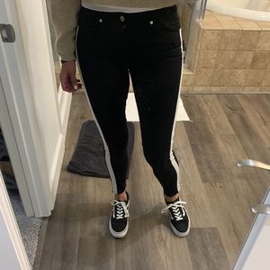 Lucky brand, cello, Joe’s jeans, Levi’s, Charlotte Russe, Lily White, etc.